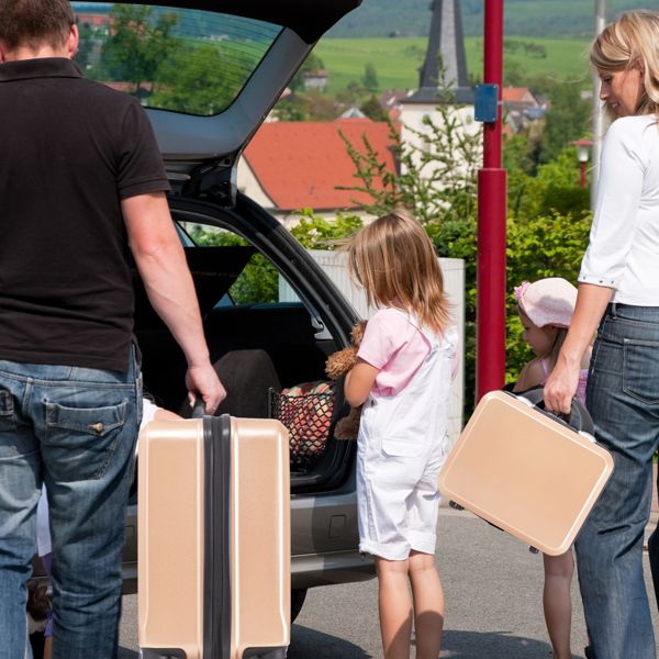 2 Piece Travel Luggage Set Hard shell Suitcase with Spinner Wheels 18' Underseat luggage and 14' Comestic Travel case Toiletry box Champagne